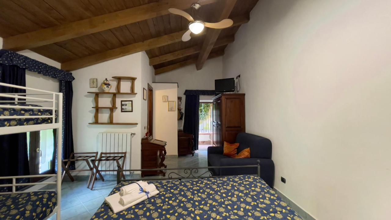 Agriturismo La Casa Del Ghiro Pimonte Dış mekan fotoğraf
